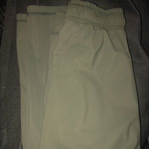 Zyia Olive Everywhere Pant XXS